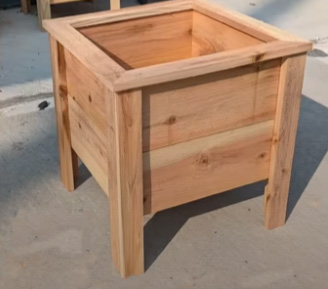 15" Wood Planter